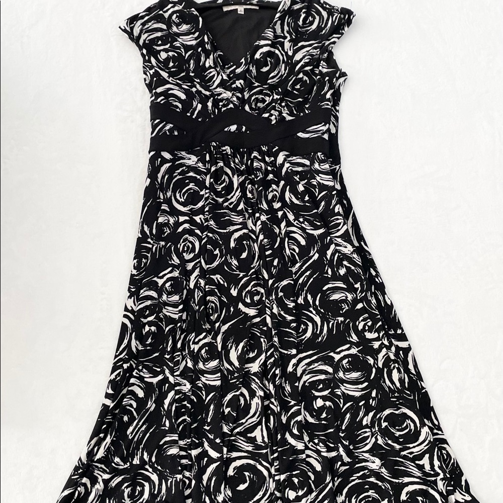 Vintage 90’s Evan Picone Black & White Floral Dress - Picture 6 of 8